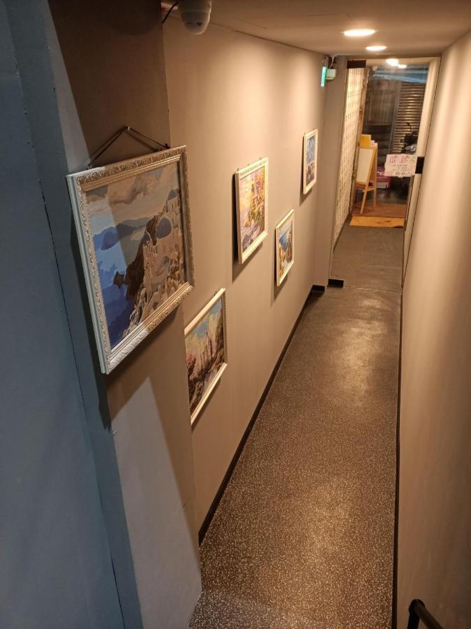 Swf淡水新五福旅館 Sinwufu Hotel מראה חיצוני תמונה