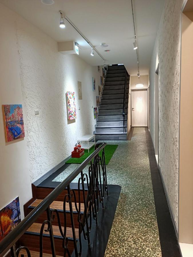 Swf淡水新五福旅館 Sinwufu Hotel מראה חיצוני תמונה