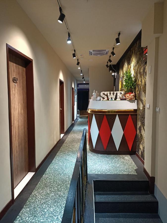 Swf淡水新五福旅館 Sinwufu Hotel מראה חיצוני תמונה