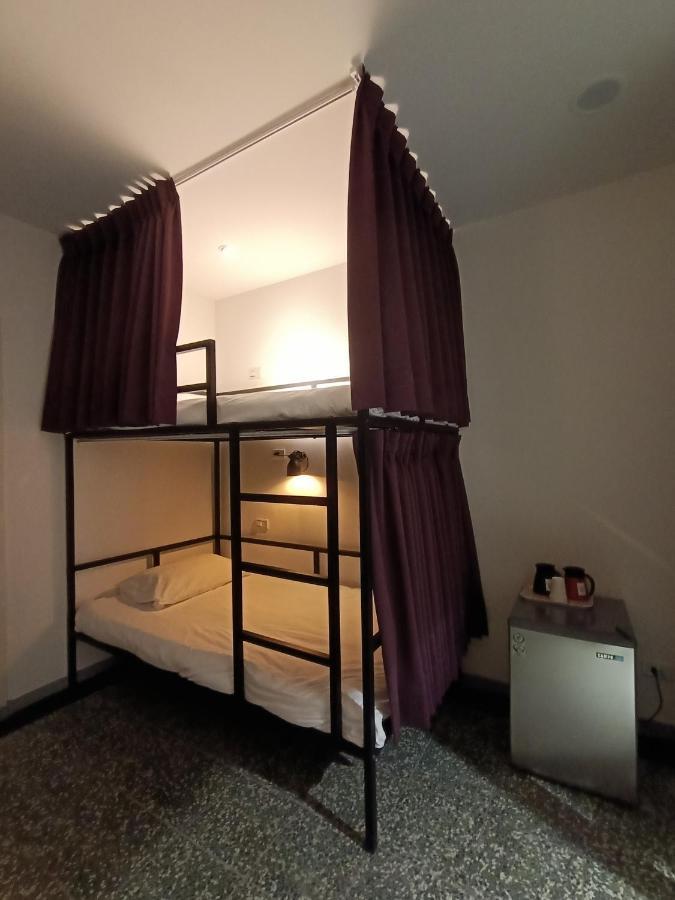 Swf淡水新五福旅館 Sinwufu Hotel מראה חיצוני תמונה