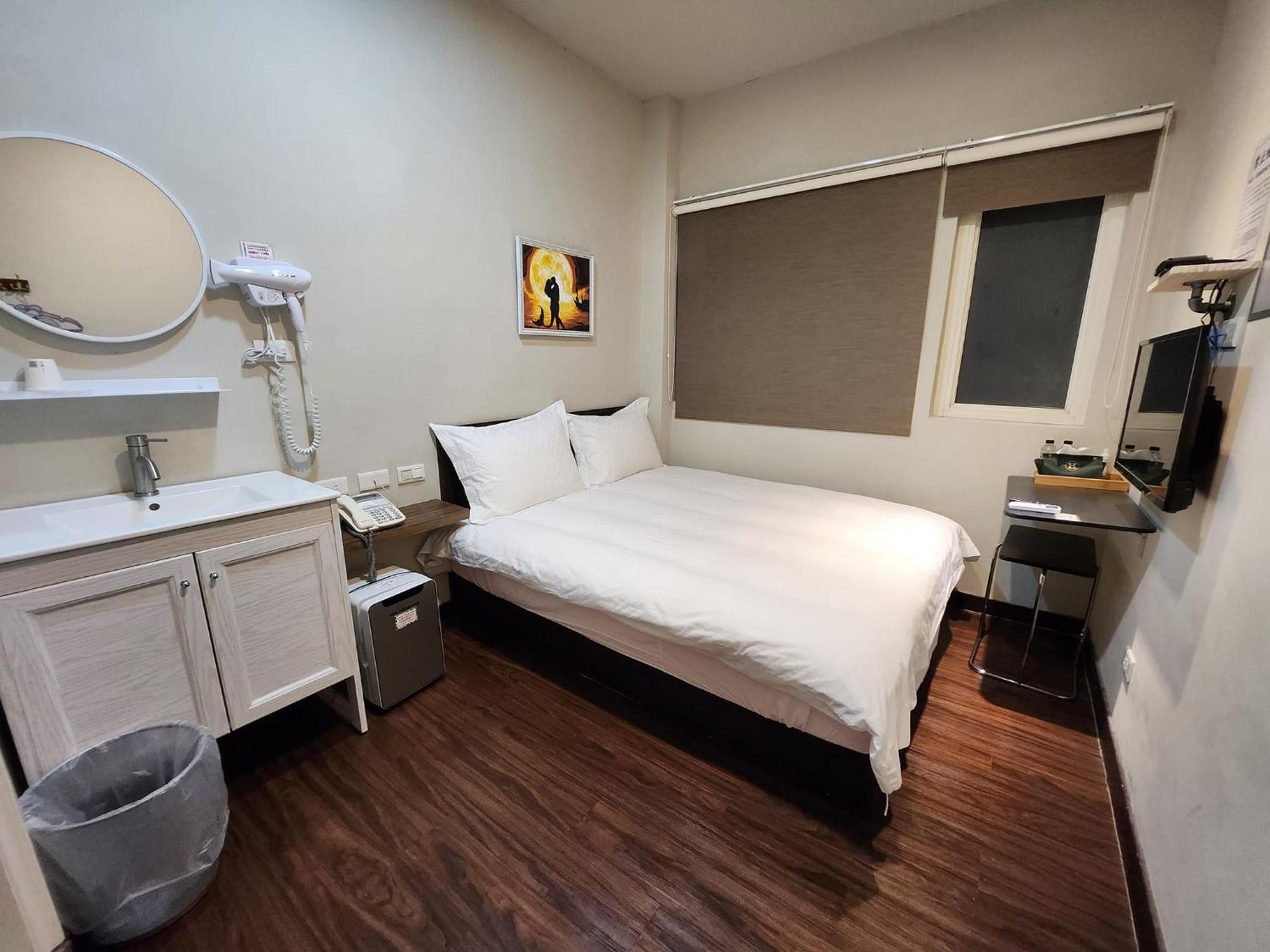 Swf淡水新五福旅館 Sinwufu Hotel מראה חיצוני תמונה